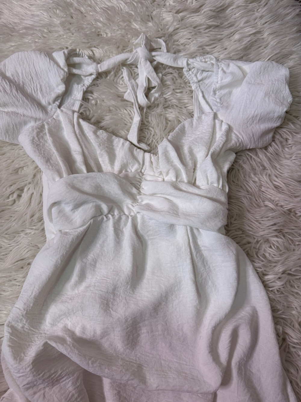 85 White - Lucy In The Sky M